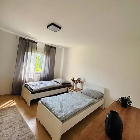 Gemuetliche In Apartment *
